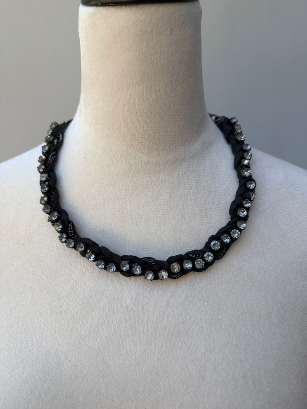 J. CREW Vtg Black Braided Ribbon Chain & Crystals Adjustable Statement Necklace